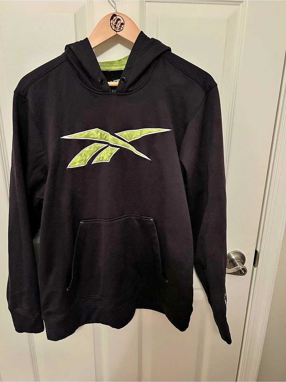 Workout Ready Black Green Hoodie Size Large Like New